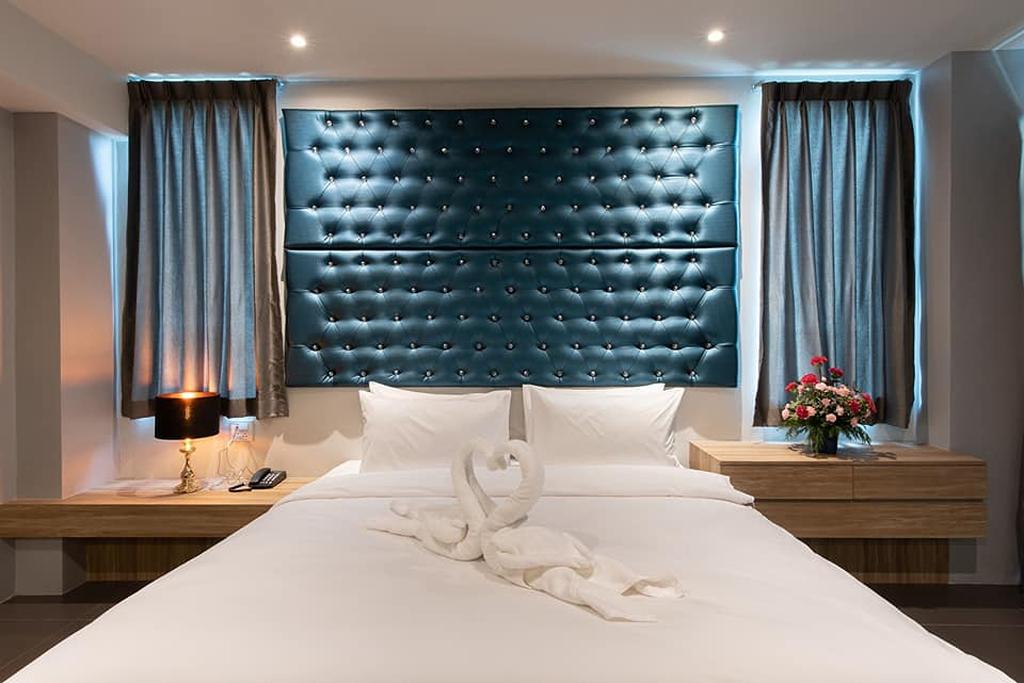 Yamin Seaview Hotel