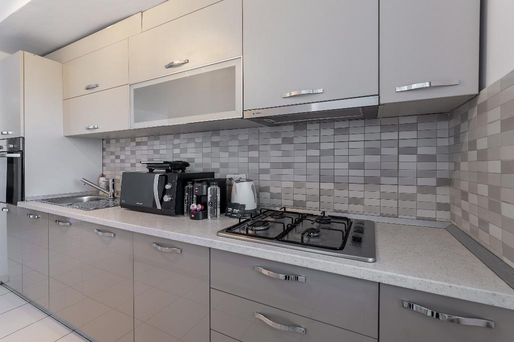 Monaco Grand Apartments by Citybookings