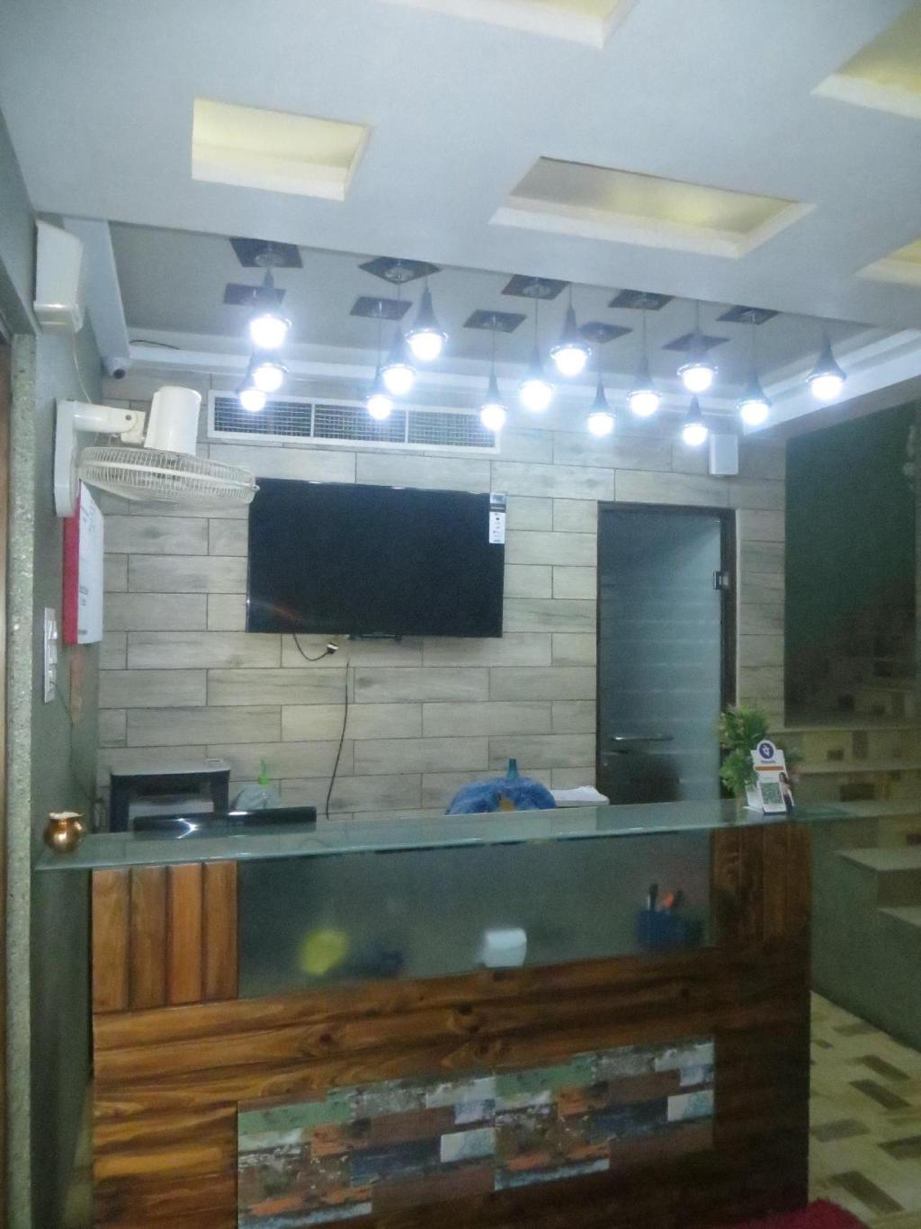 Hotel Raj Shikhar, Ujjain
