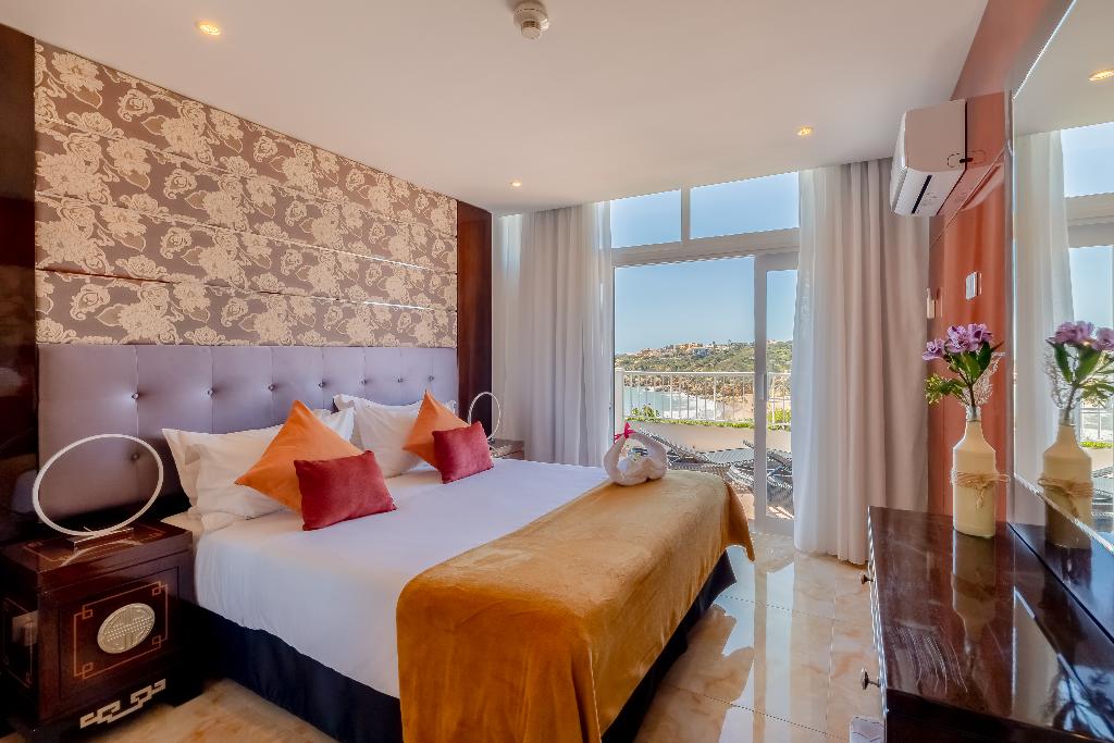 Monicca Collection Suites & Residences