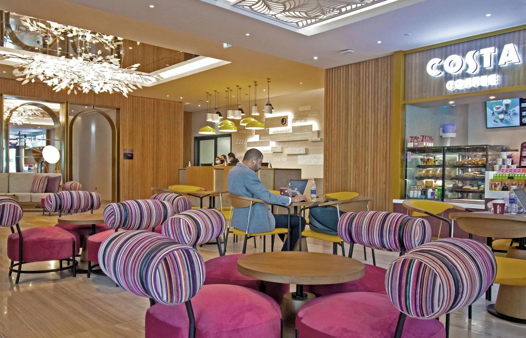 Premier Inn Dubai Barsha Heights - Bar