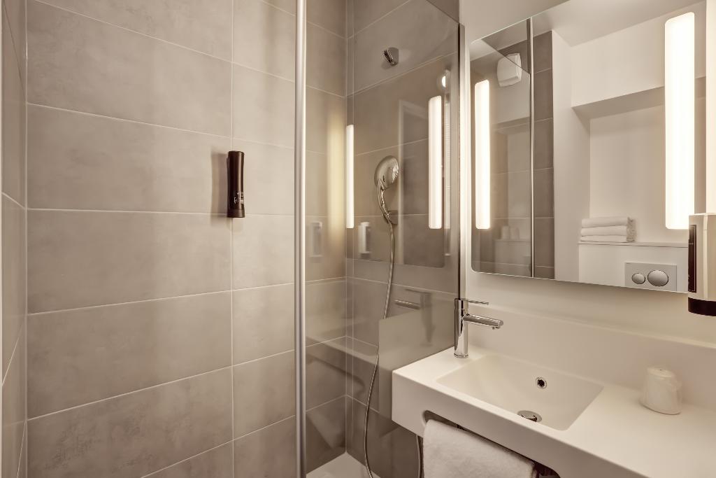 B&B HOTEL Evian Publier