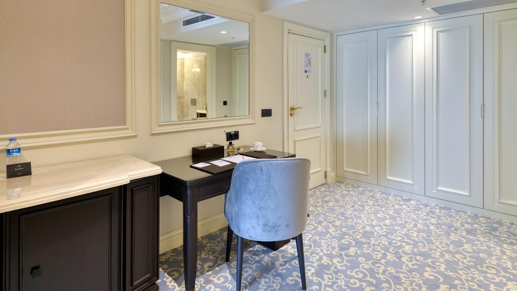 Dekalb Hotel İstanbul