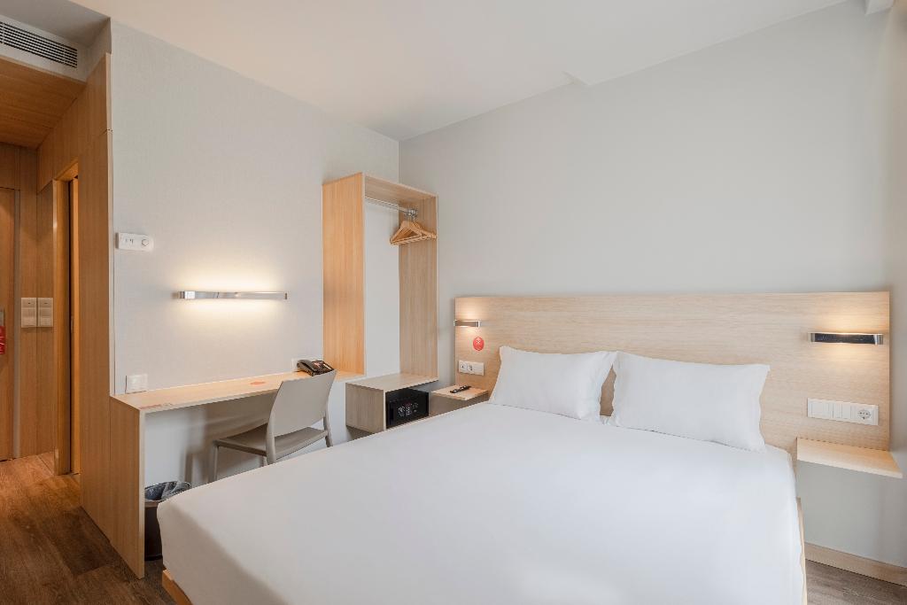 Moov Hotel Porto Centro