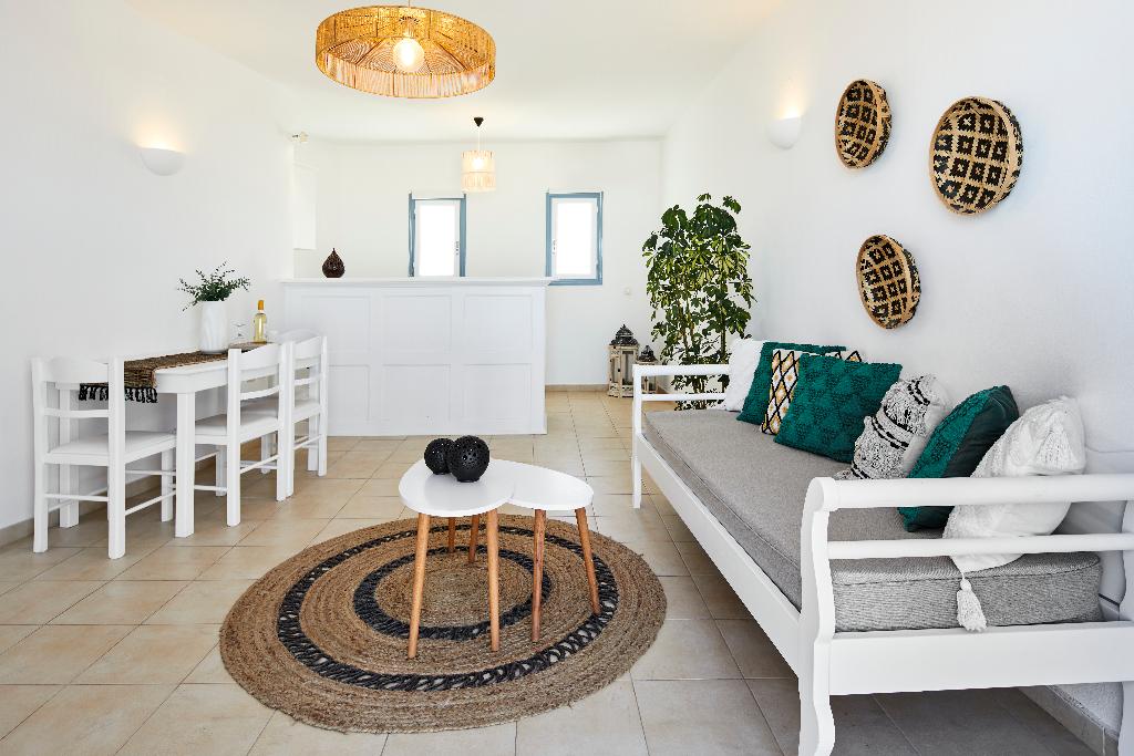 Athiri Santorini Hotel