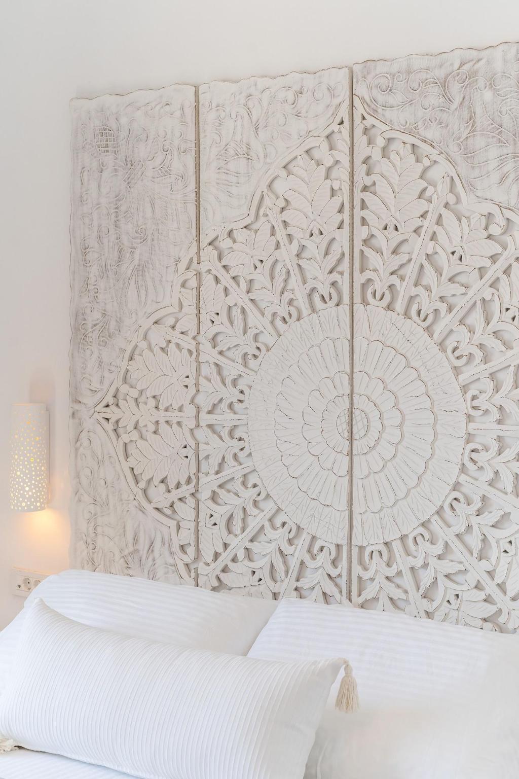 Santorossa Luxury Villas
