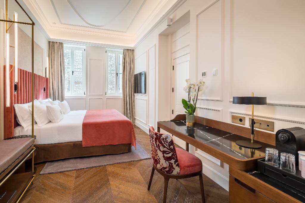 Palacio Gran Via, A Royal Hideaway Hotel