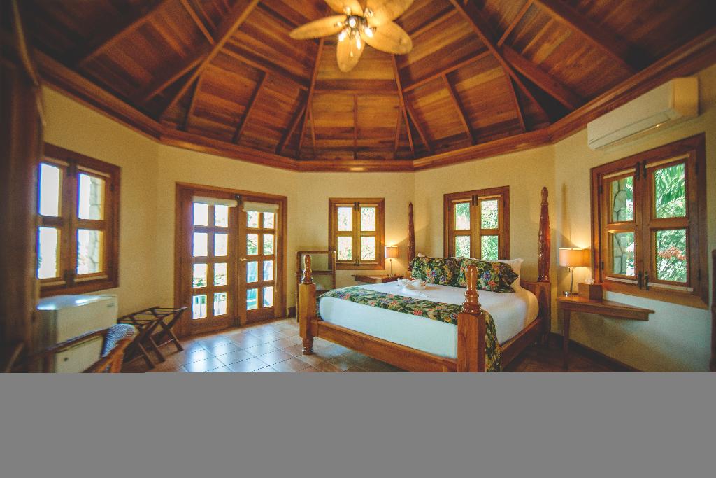 Ocean Cliff Negril Hotel