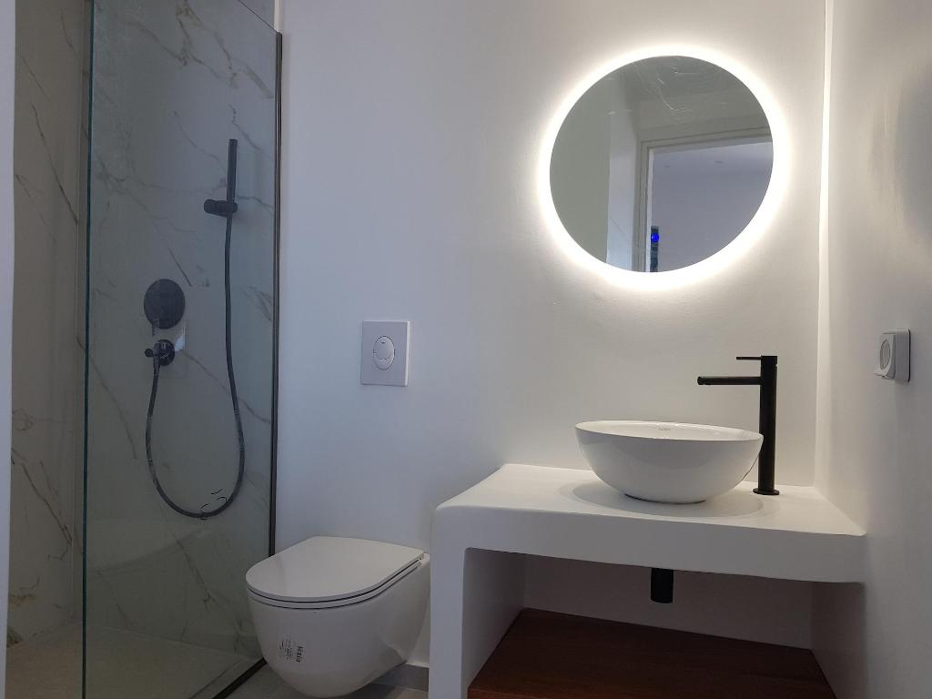 MyLithos Suites