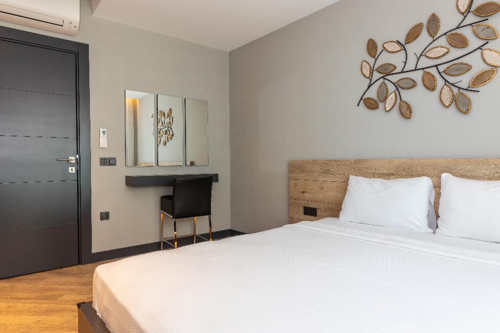 Z Suites Hotel