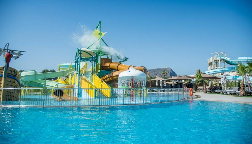 Senseana Seaside Resort And Aquadventure photo 127
