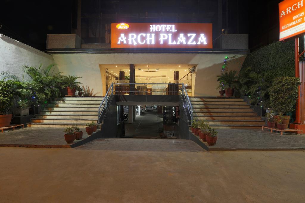 Main Image