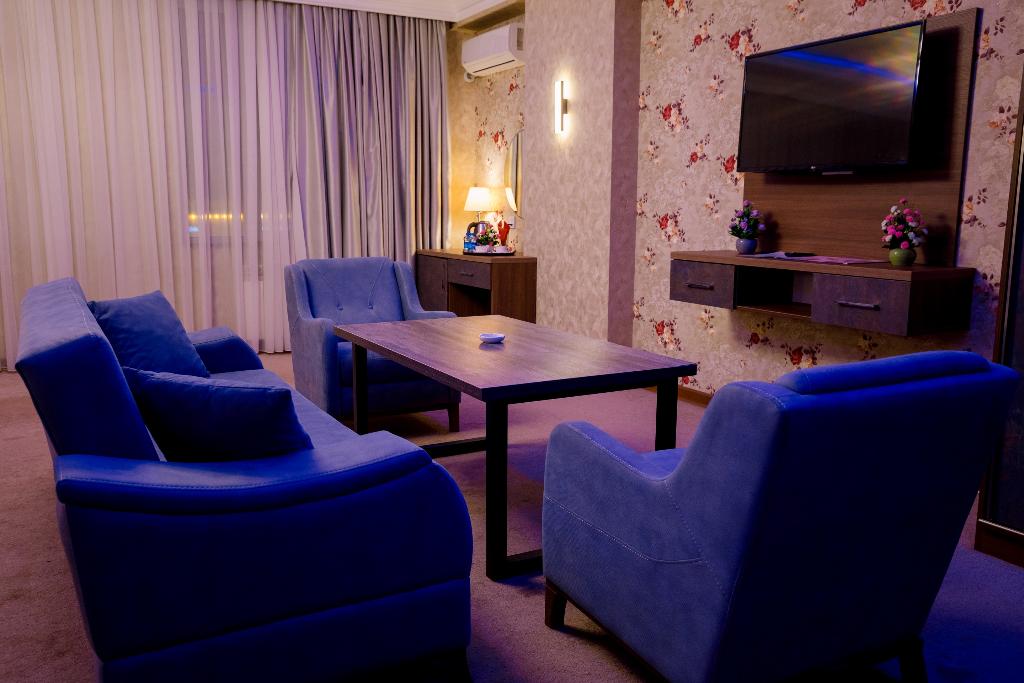 Royal Sapphire Hotel