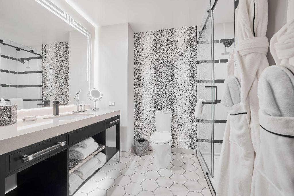 The Godfrey Detroit, Curio Collection By Hilton