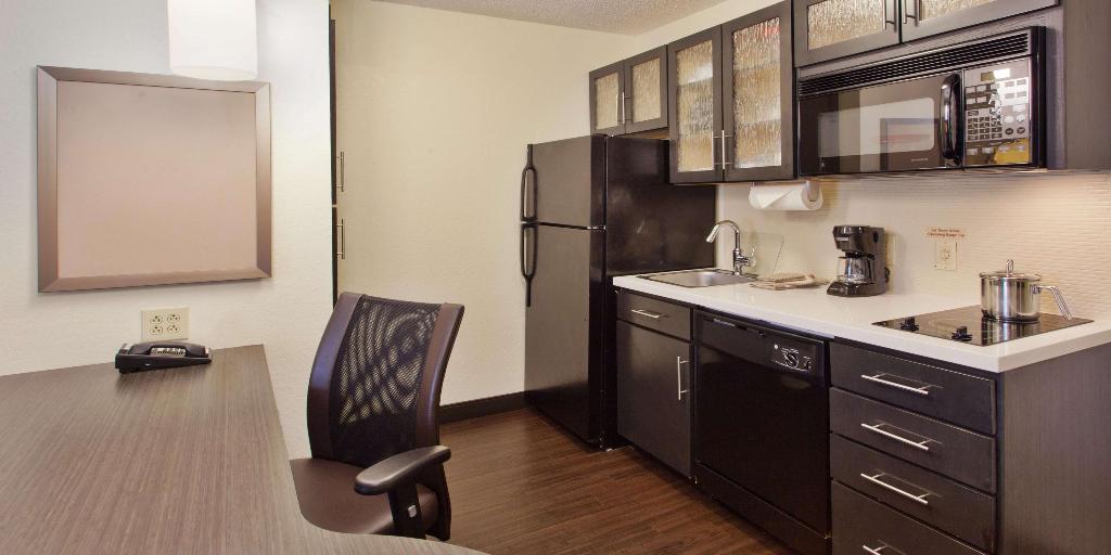 Sonesta Simply Suites Chicago O'Hare