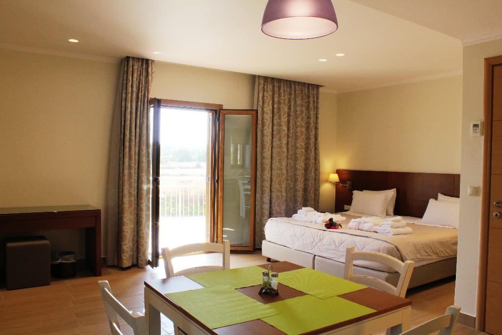 Niriides Luxury Villas