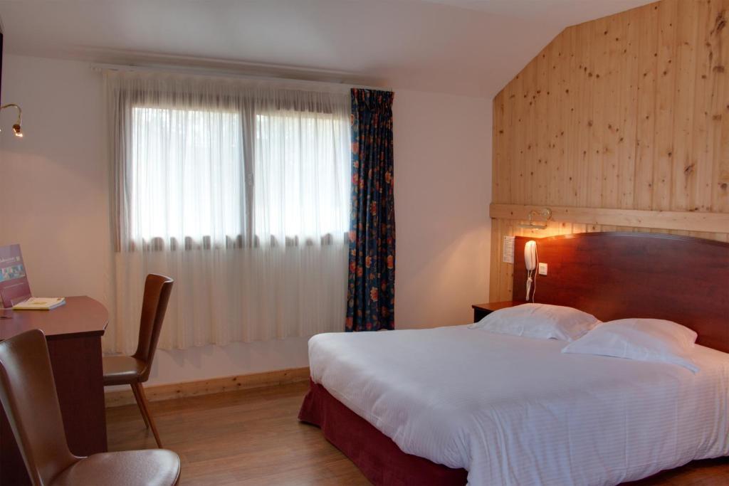 Logis Hotel Le Chalet De La Foret