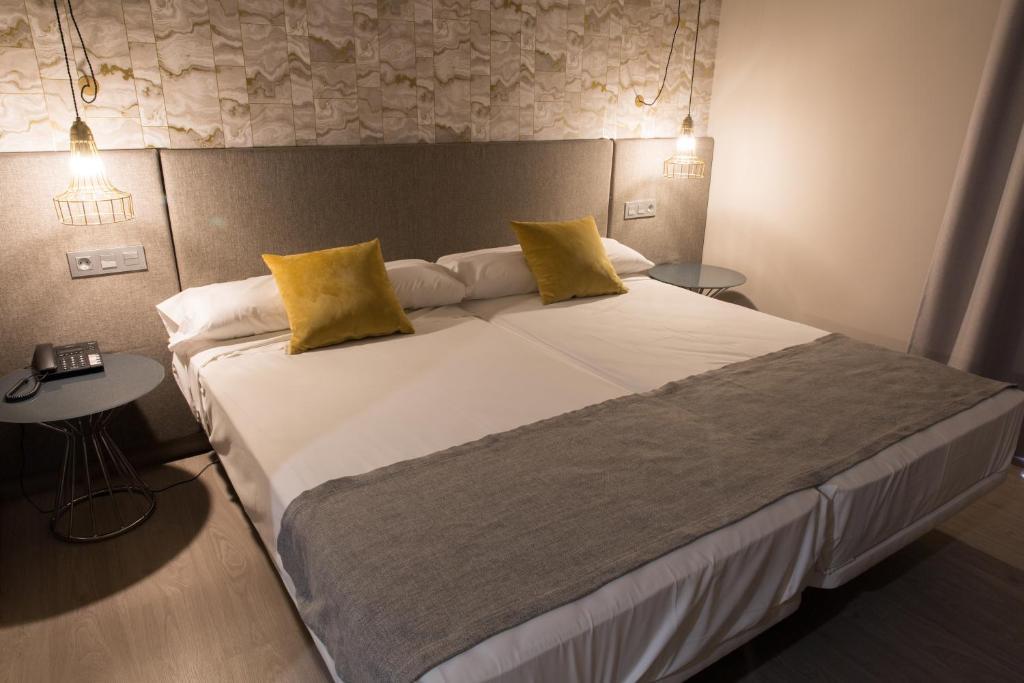 Ona Marbella Inn