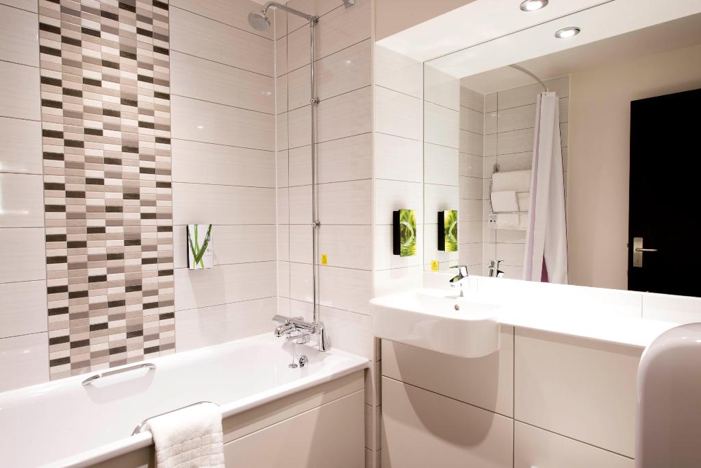 Premier Inn Farnham