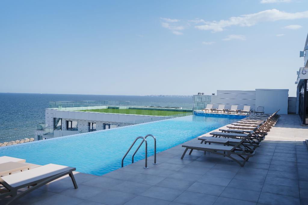 Alezzi Infinity Resort & Spa