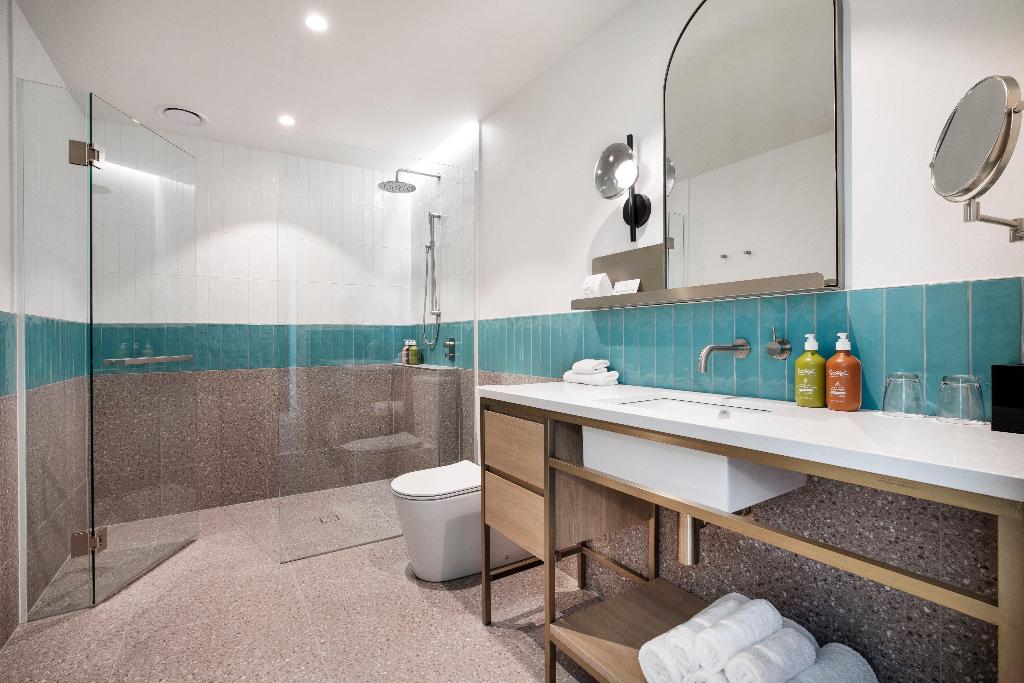 Holiday Inn Suites Geelong
