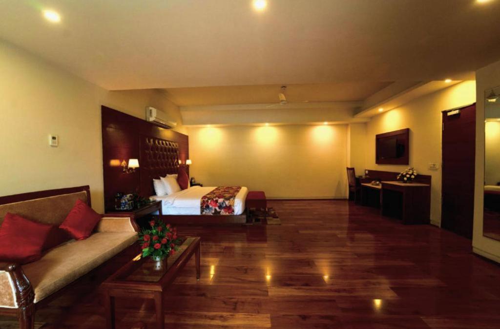 Allure Grand Resort