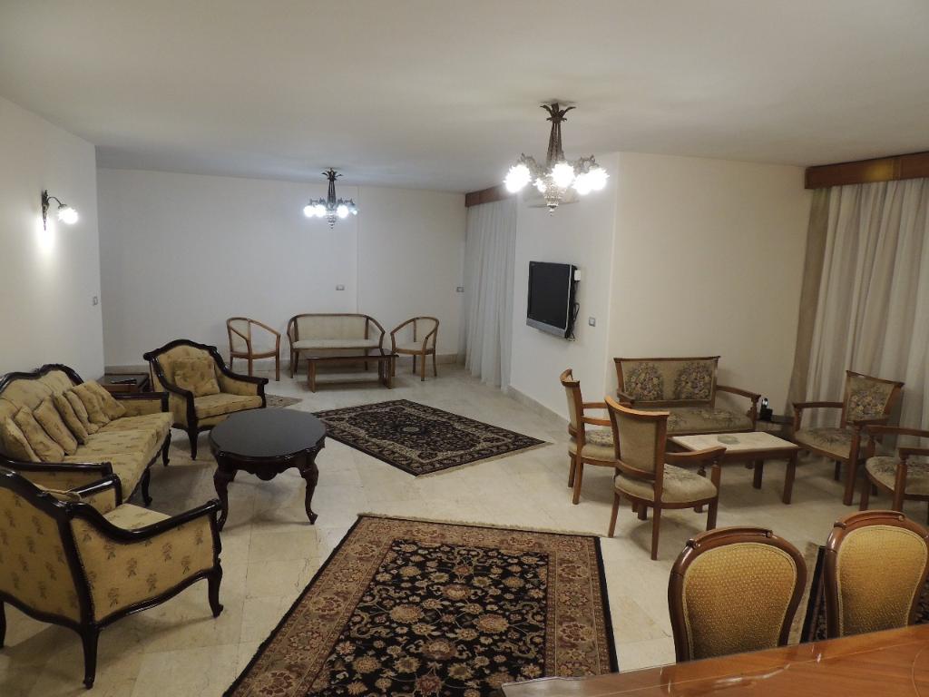 Sultan Cairo Nile Maadi