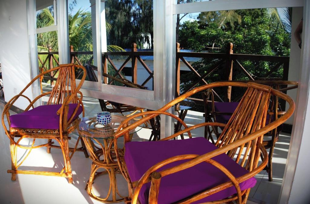 Cocolala Beach House