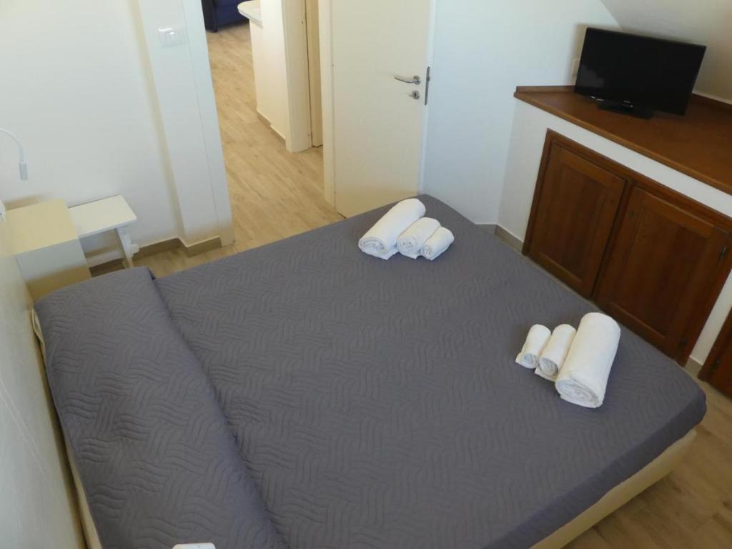 Le Roccette Mare Beach Hotel & Restaurant