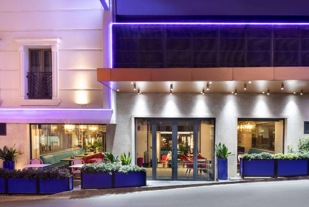 hotel-thumb