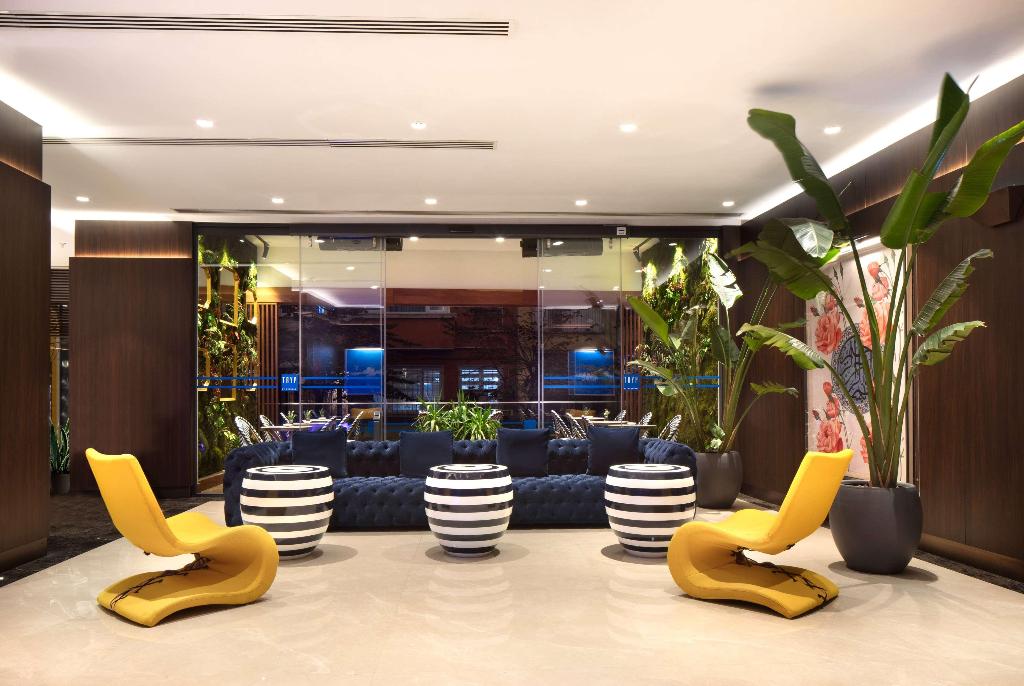 hotel-thumb