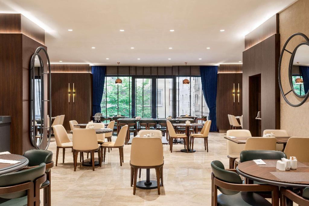 hotel-thumb