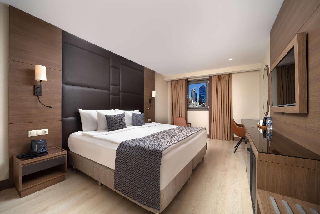 hotel-thumb