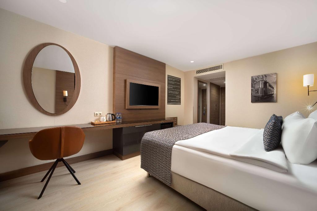 hotel-thumb