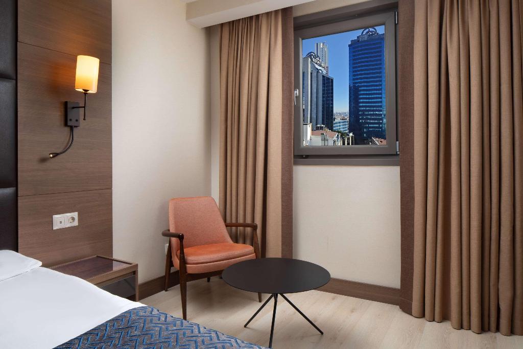 hotel-thumb