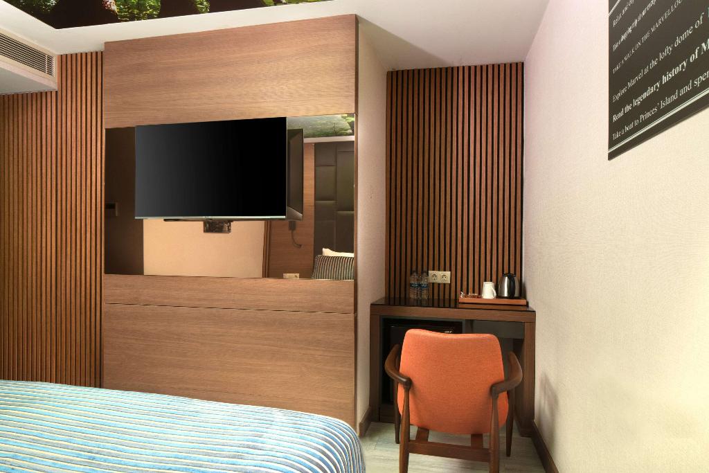 hotel-thumb
