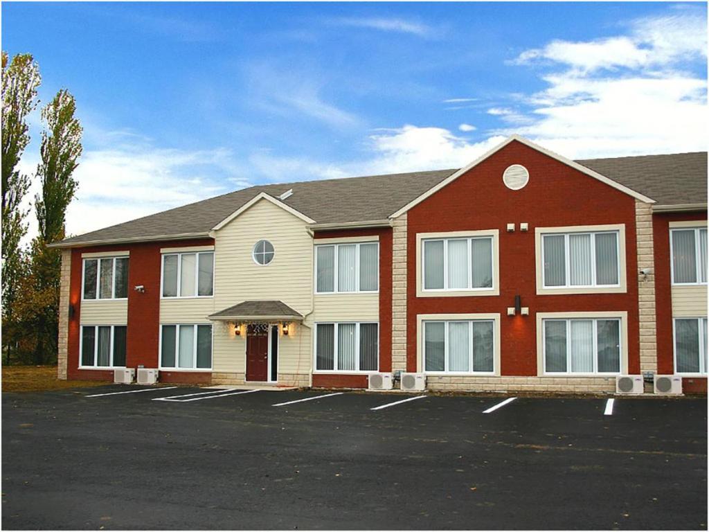Travelodge By Wyndham Drummondville