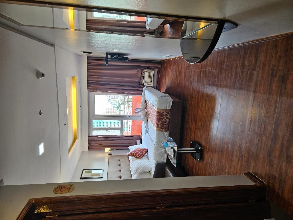 Pacific Bay Grand Suites