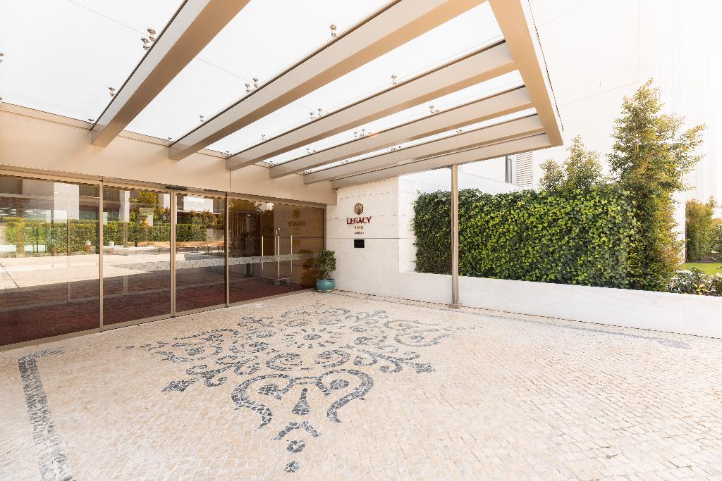 Legacy Hotel Cascais Curio Collection By Hilton