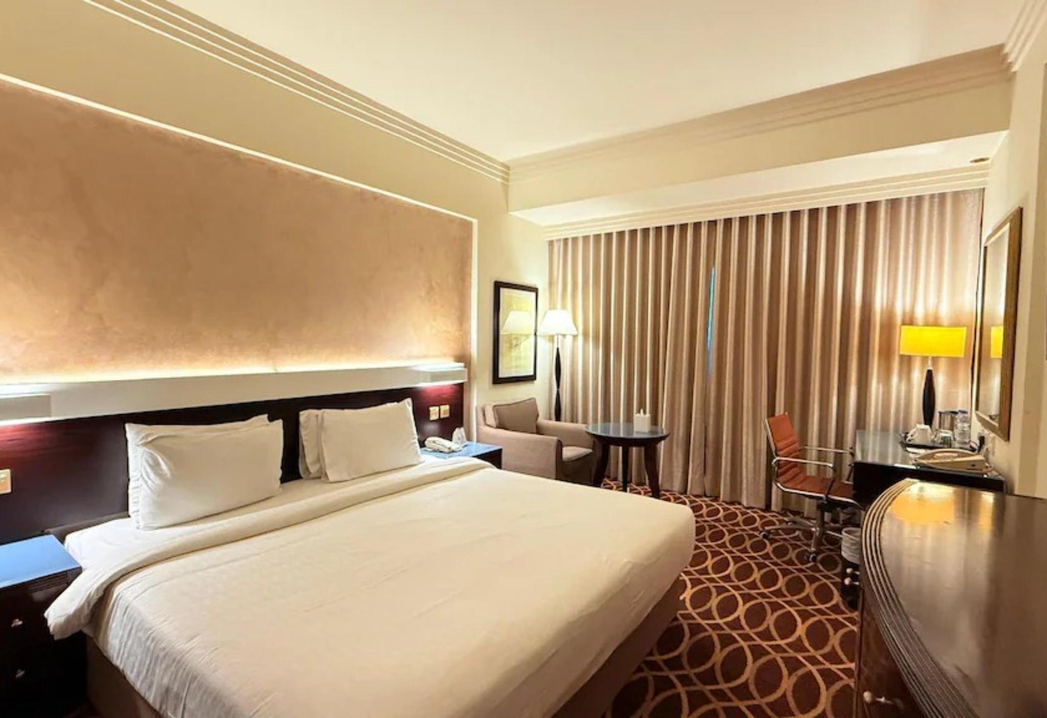 hotel-thumb