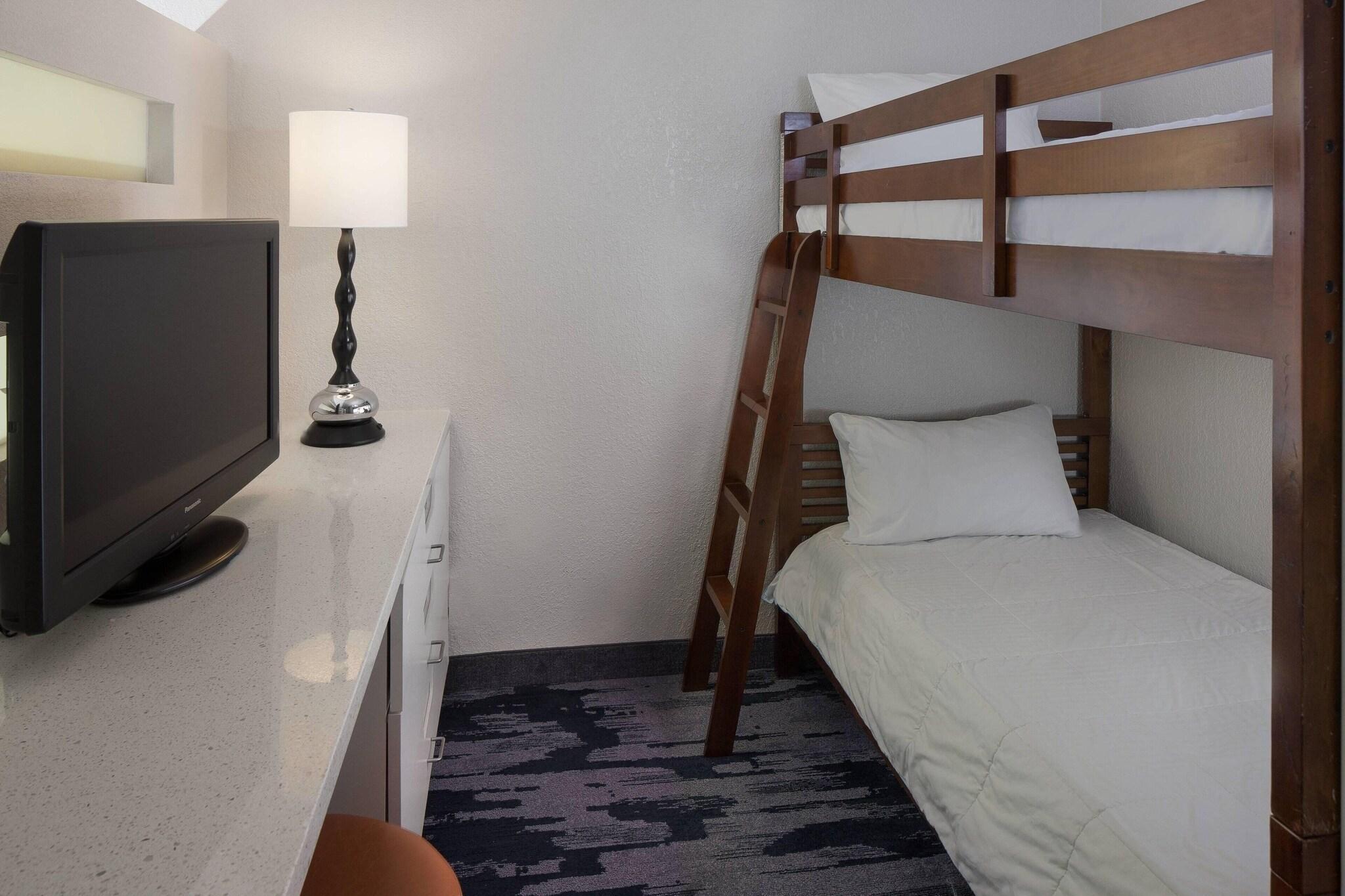 hotel-thumb