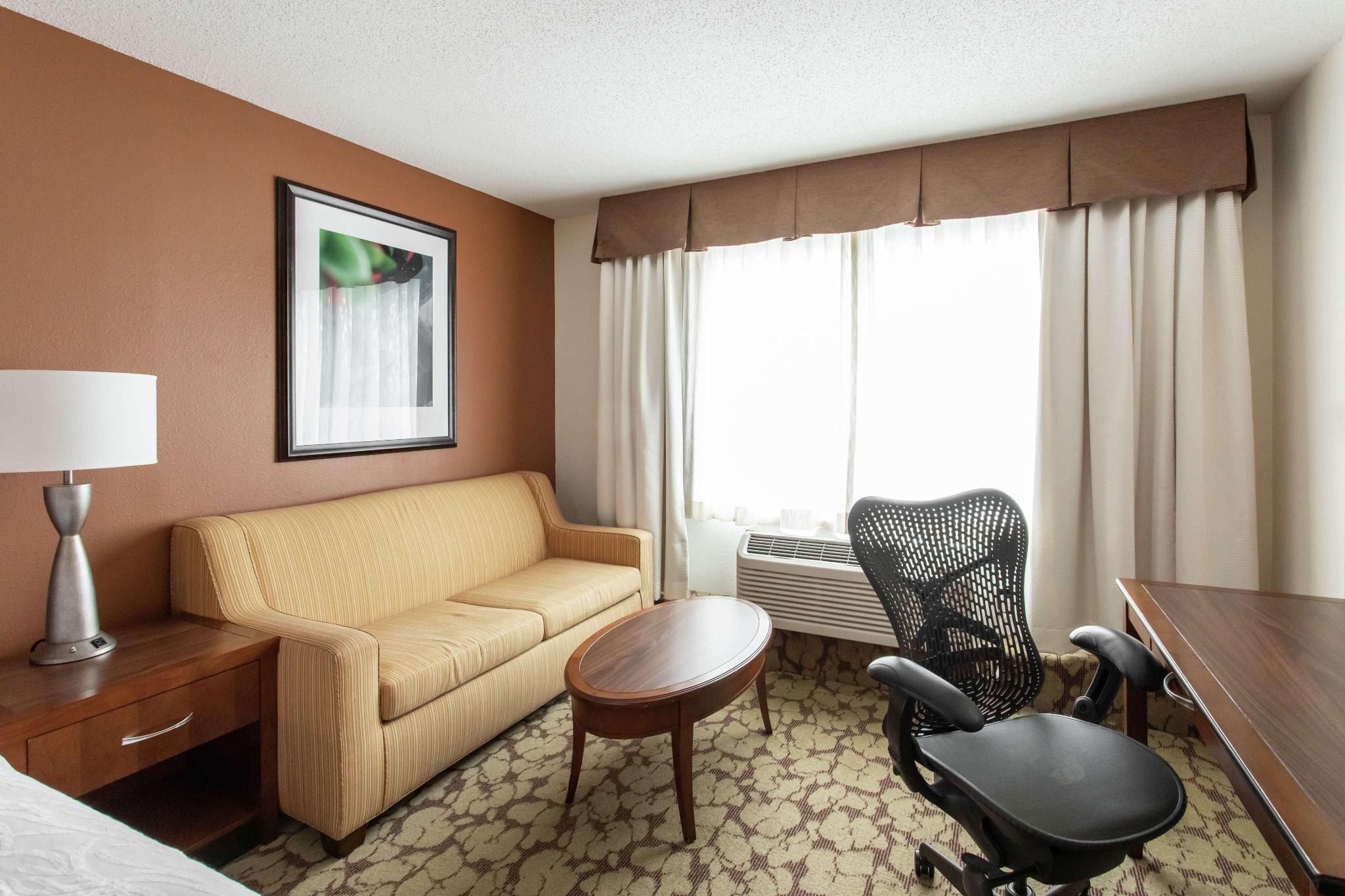 hotel-thumb