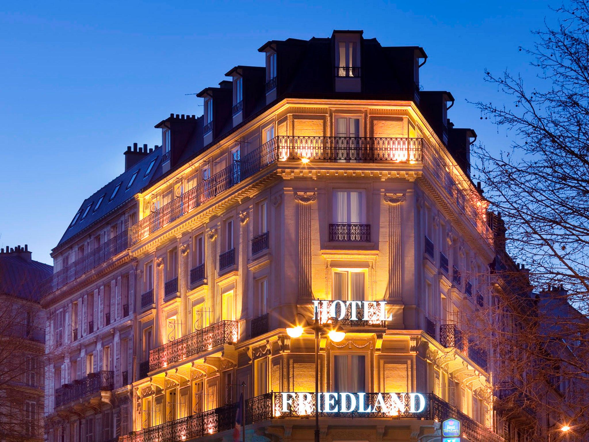 гостиницы в париже