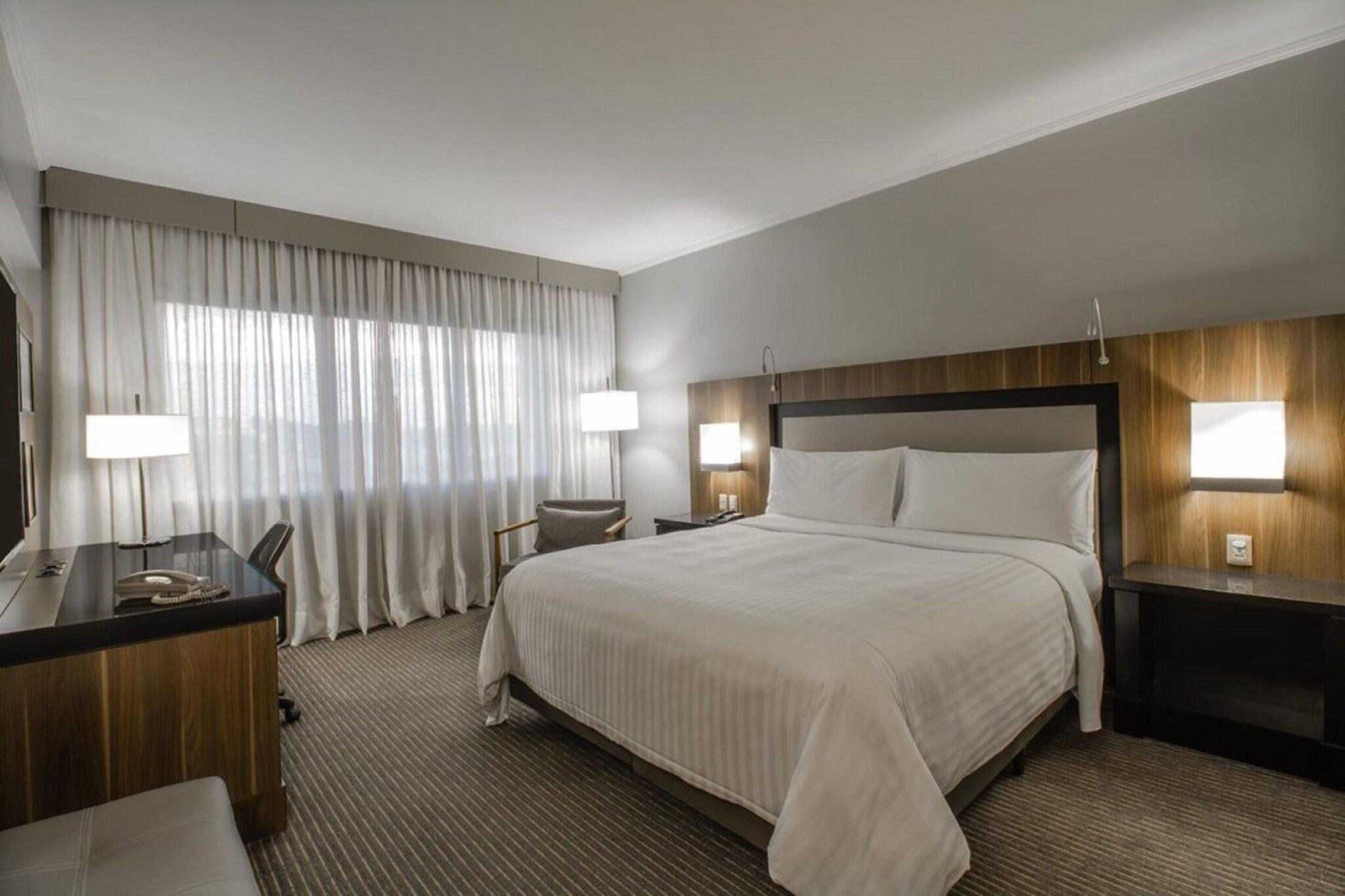 hotel-thumb