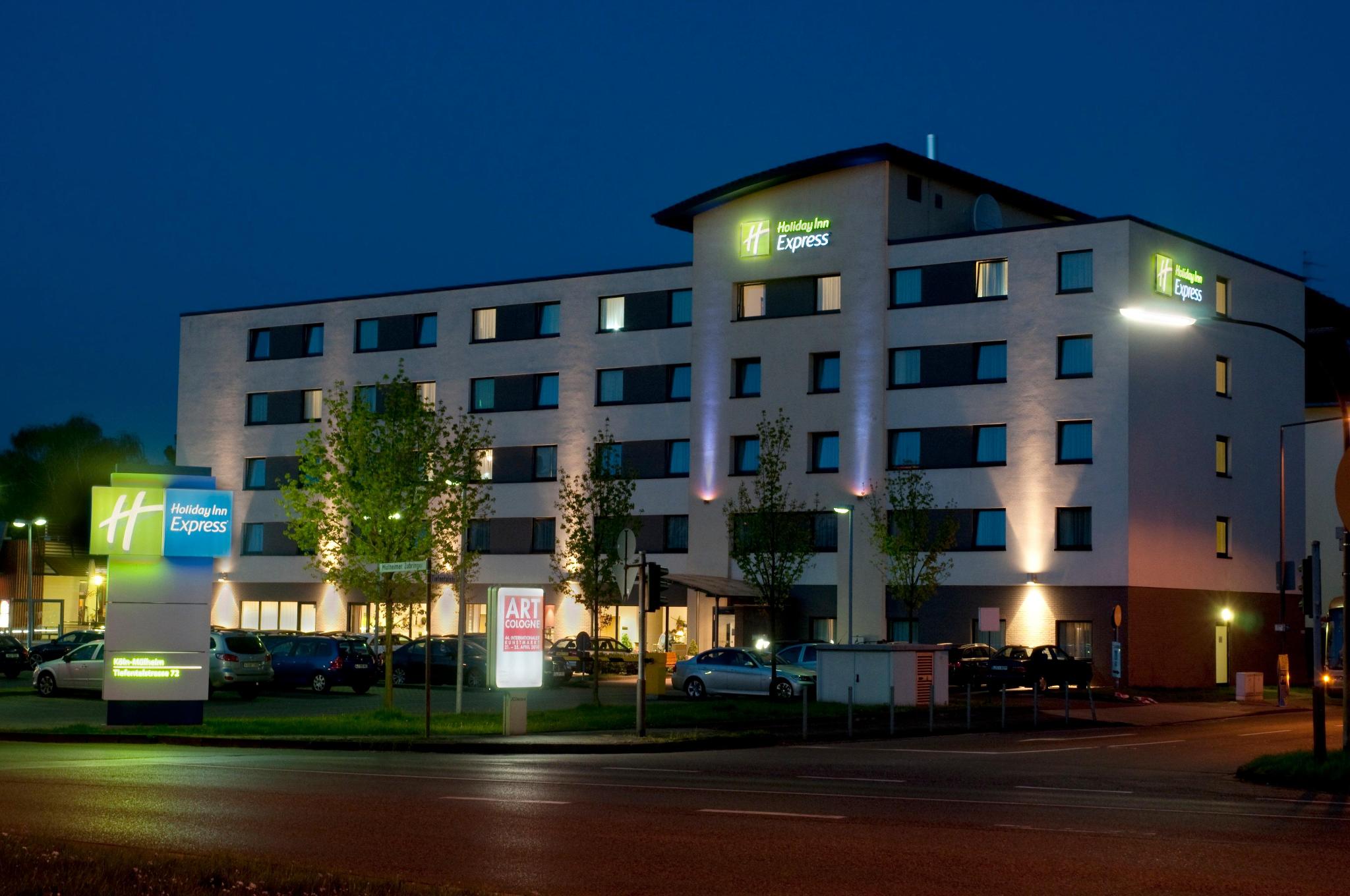 Holiday Inn Express Cologne Muelheim en Colonia | BestDay.com
