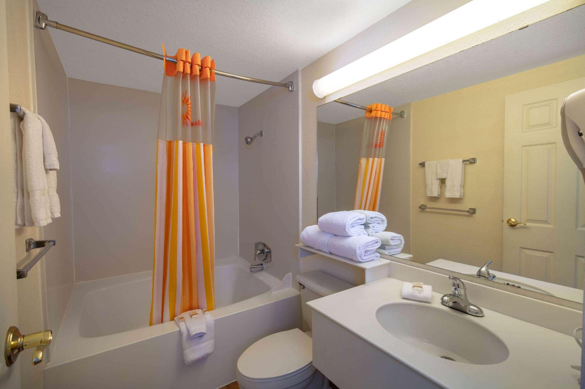 hotel-thumb