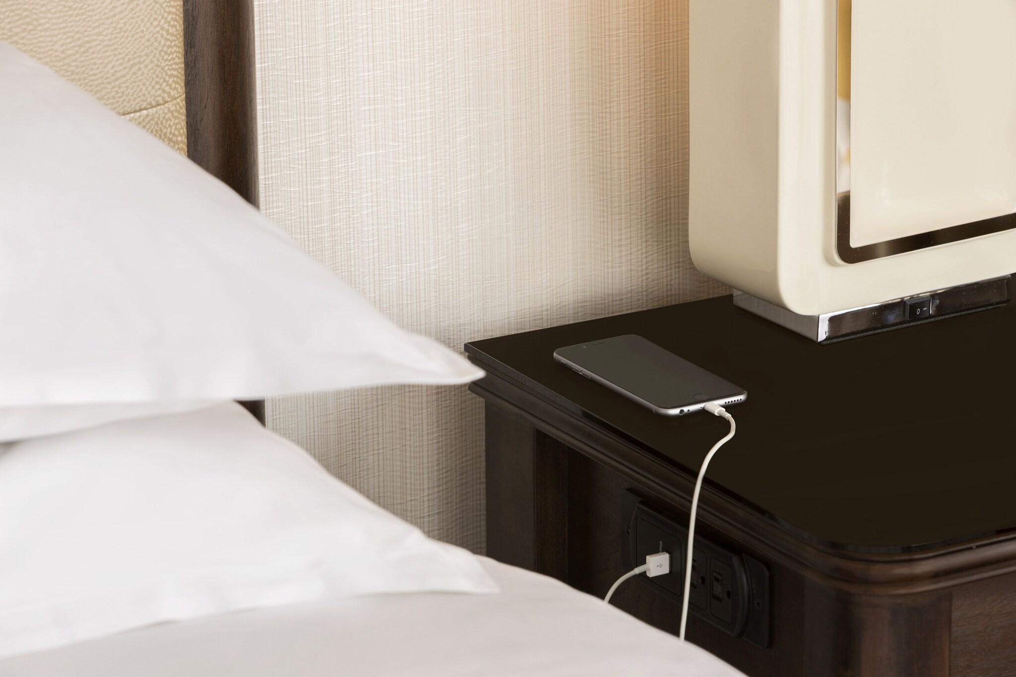 hotel-thumb