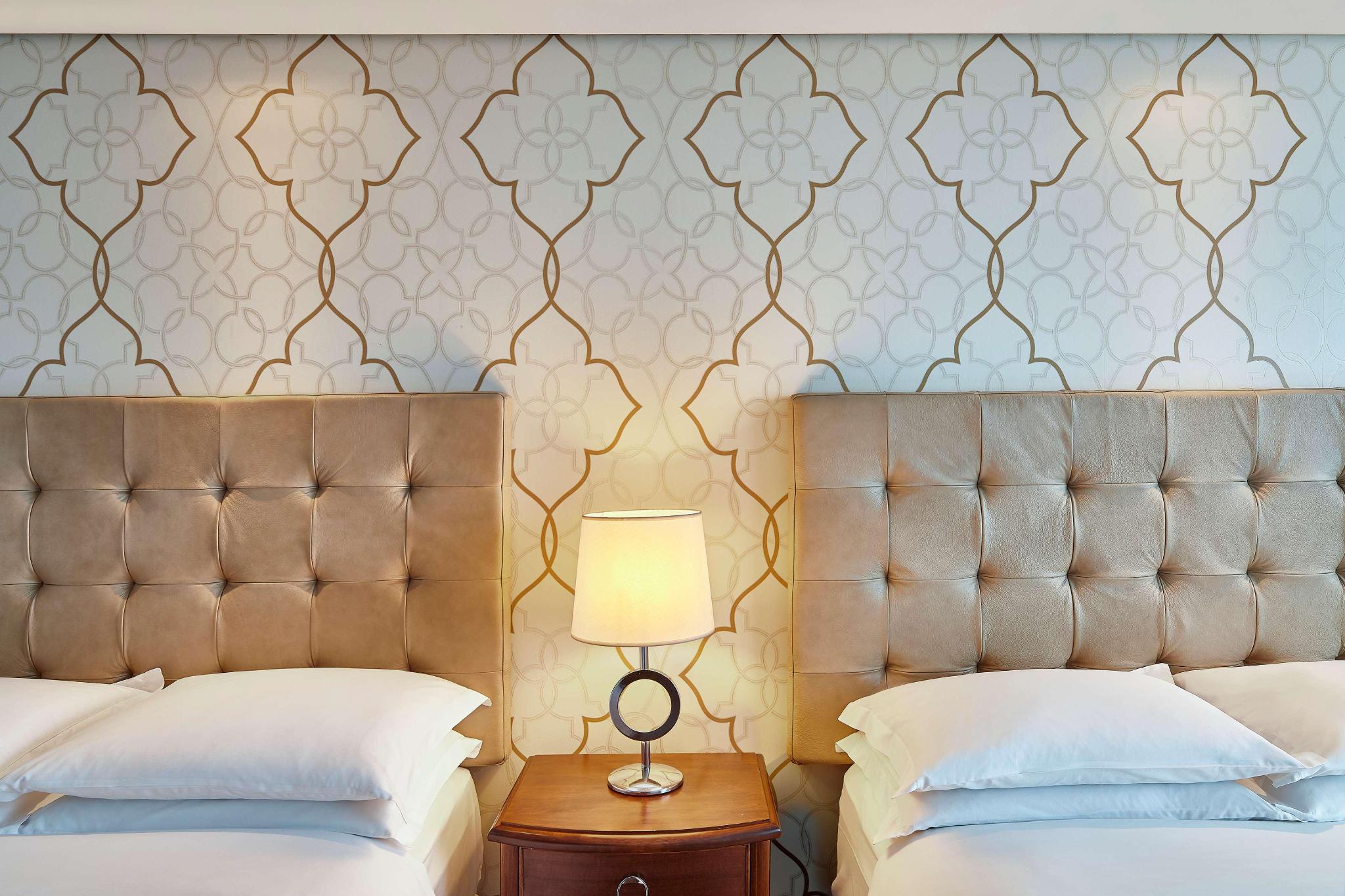 hotel-thumb