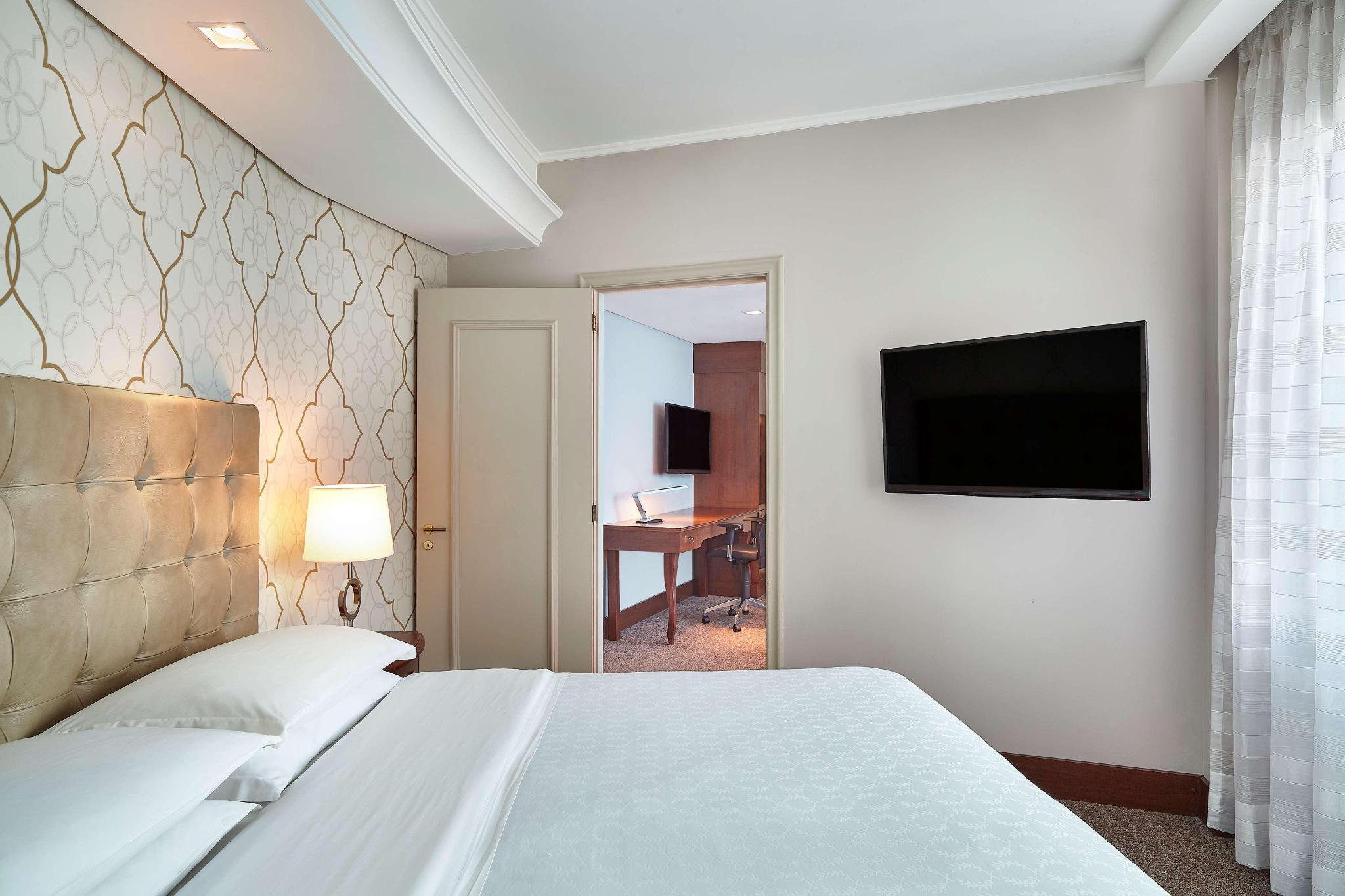 hotel-thumb
