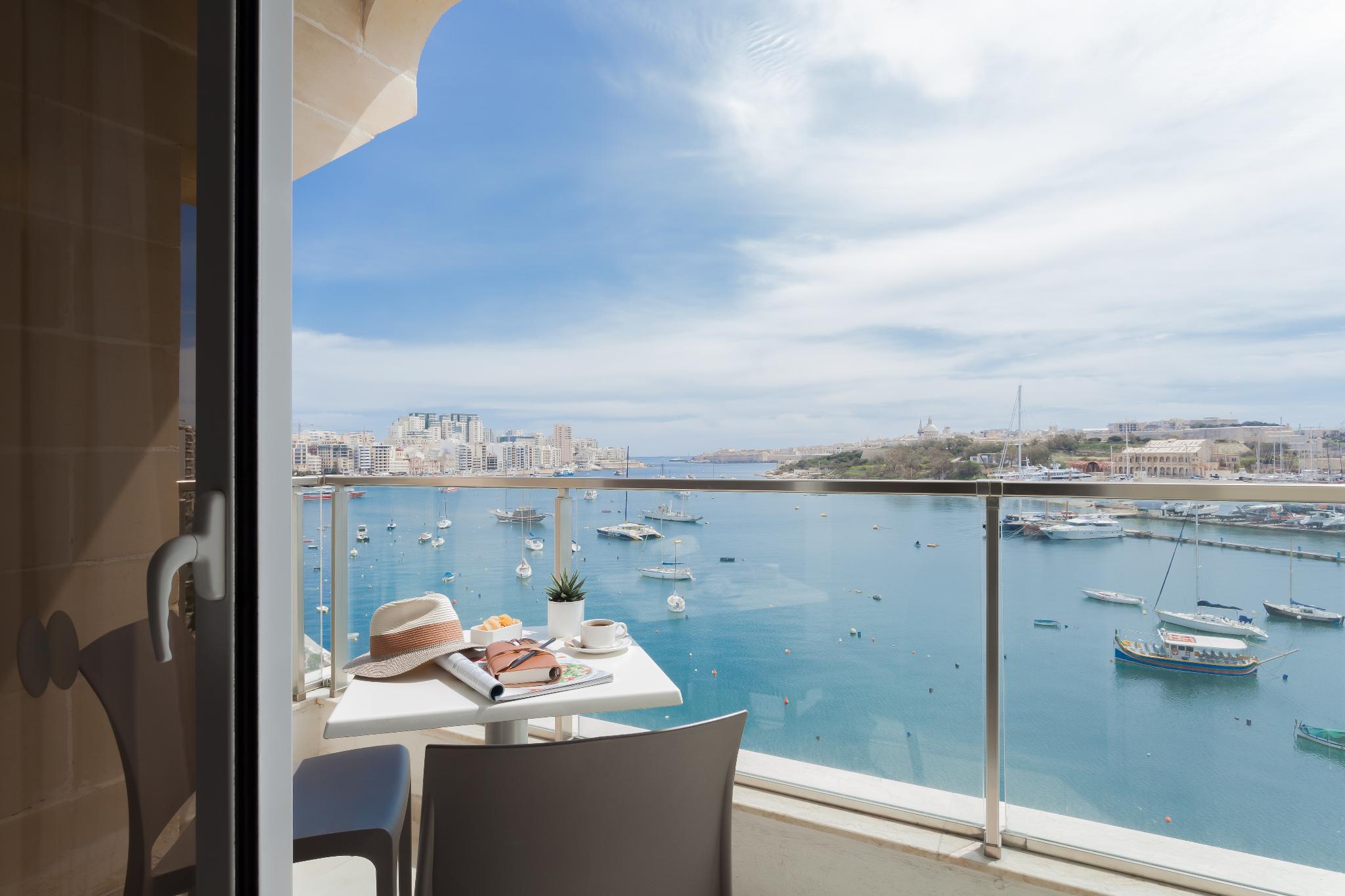 Hotel 115 The Strand Hotel and Suites en Malta (todo)